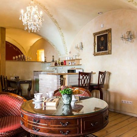 شقة Antique Old Town Studio By Urban Rent فيلنيوس المظهر الخارجي الصورة