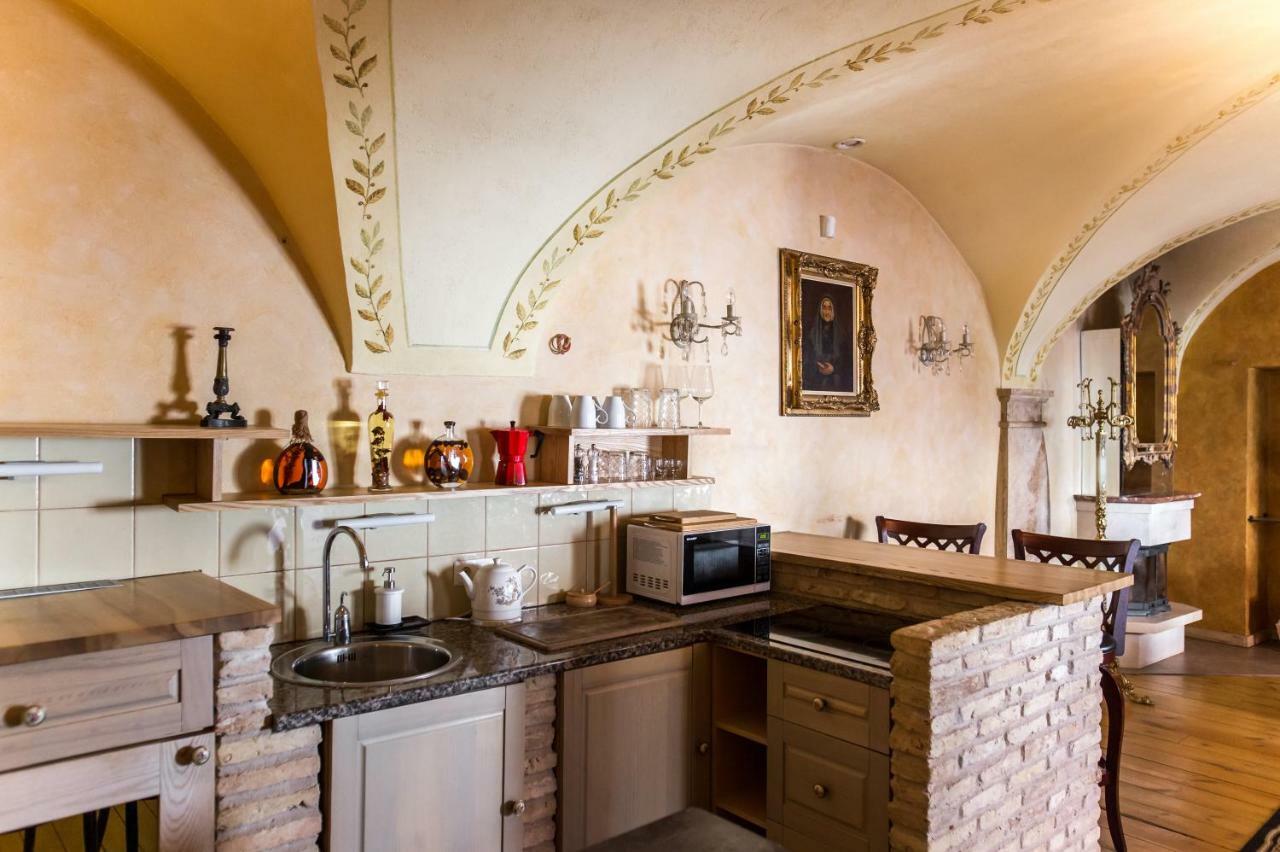 شقة Antique Old Town Studio By Urban Rent فيلنيوس المظهر الخارجي الصورة