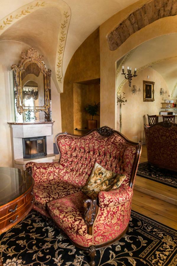 شقة Antique Old Town Studio By Urban Rent فيلنيوس المظهر الخارجي الصورة
